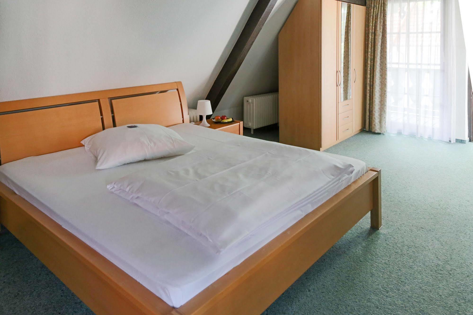 Hotel Doernersches Haus Walldorf  Exterior foto