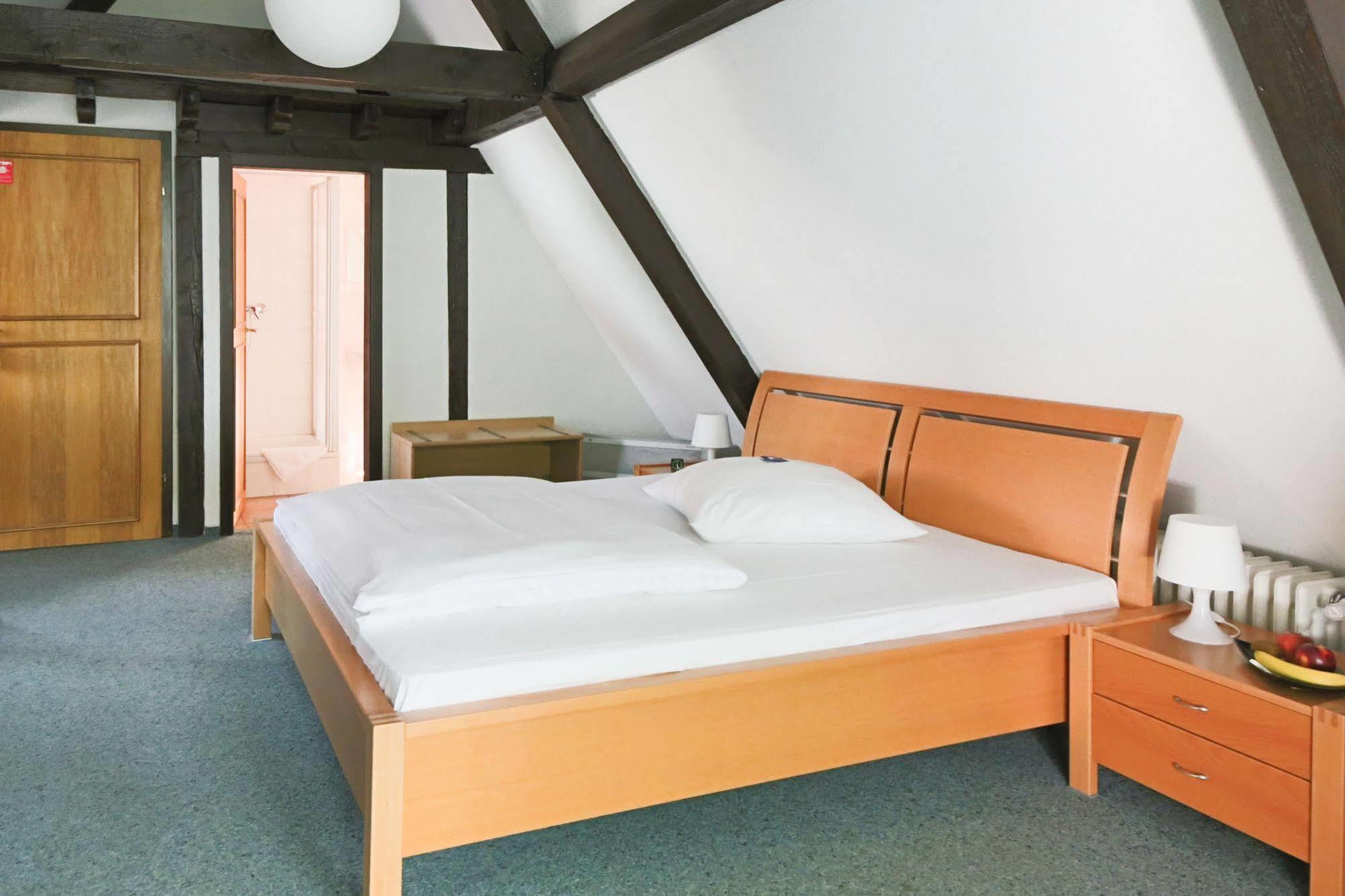 Hotel Doernersches Haus Walldorf  Exterior foto